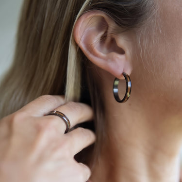 Hawaiian Koa Wood Hoop Earrings - Gunmetal